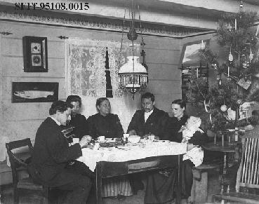 Juleselskap i Hope, Hyen.